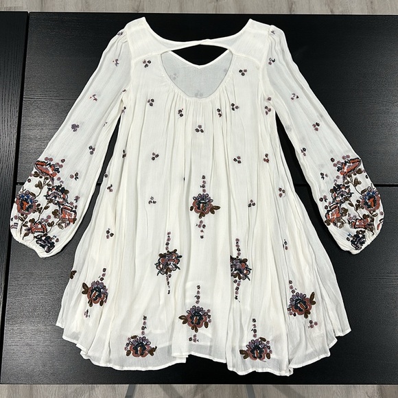 Free People Oxofrd Embroidered Mini Smock Dress - size XS. - Picture 4 of 11